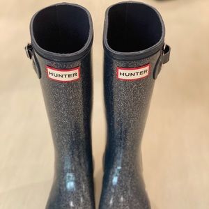 Brand new sparkly Navy Hunter Boots